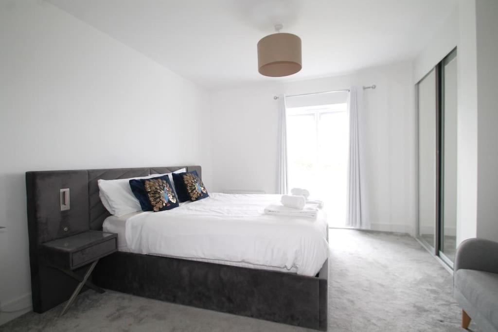 Villa Beaulieu Park - Sleeps 10 - Chelmsford Broomfield  Esterno foto