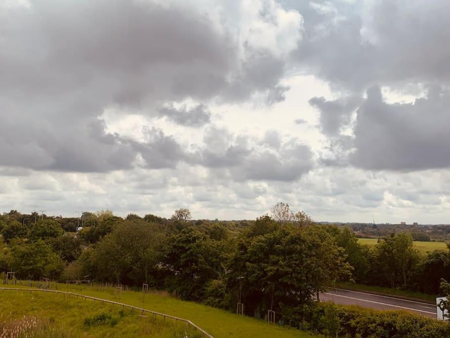 Villa Beaulieu Park - Sleeps 10 - Chelmsford Broomfield  Esterno foto